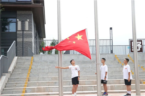 许我七月 予你夏梦——新初一夏令营开营仪式